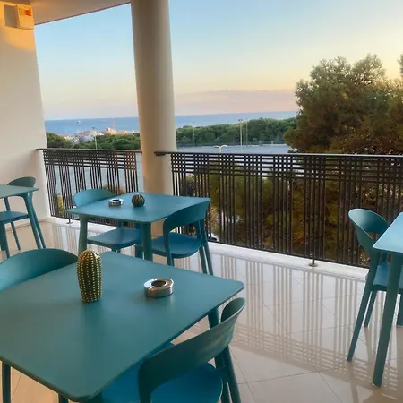 Maridea לינה וארוחת בוקר 3*